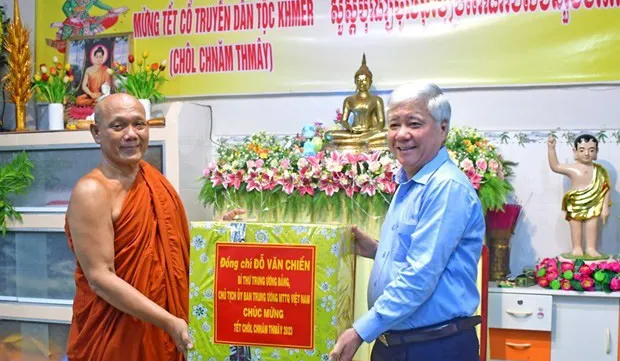 VFF President extends Chol Chnam Thmay greetings to Khmer people in Ca Mau