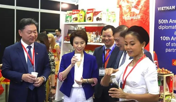 Vietnam joins int'l coffee, tea expo in Singapore