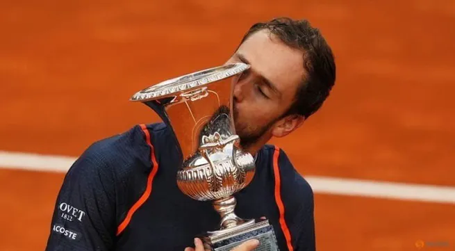 Medvedev outclasses Rune in Rome to capture first title on clay