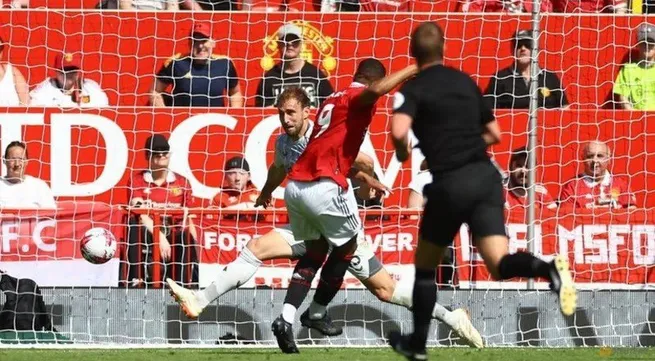 Martial, Garnacho score as Man United see off Wolves