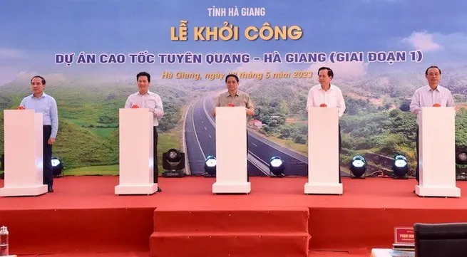 PM attends groundbreaking ceremony of Tuyen Quang-Ha Giang expressway