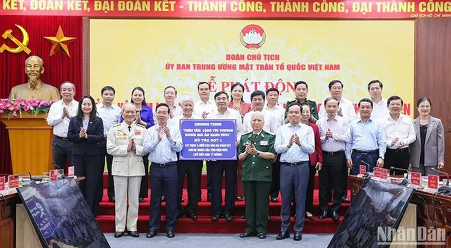 President launches programme to give housing support to the poor in Dien Bien