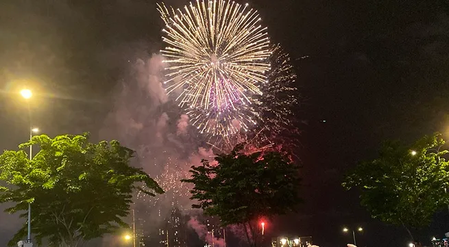 Ho Chi Minh City residents enjoy fireworks in celebration of National Day