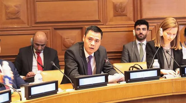 Vietnam willing to become centre for international dispute settlement: diplomat