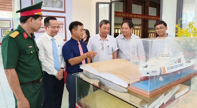 Quang Nam: Exhibition on Hoang Sa and Truong Sa opens in Nui Thanh District