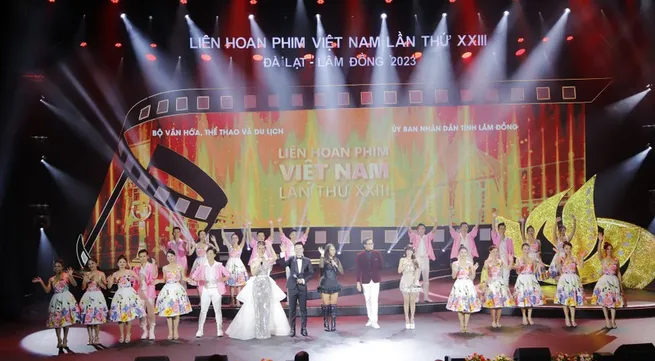 Winners of 23rd Vietnam Film Festival honoured