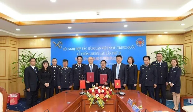 Vietnam, China boost customs cooperation in fighting smuggling