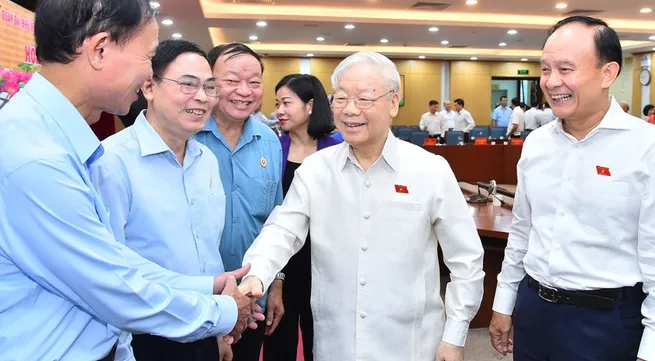 Party leader meets Hanoi voters ahead of NA's coming session