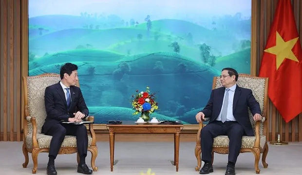 PM Pham Minh Chinh receives Japan’s minister of economy