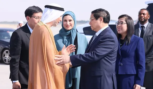 Prime Minister arrives in Hanoi, concluding working trip to UAE, Turkey