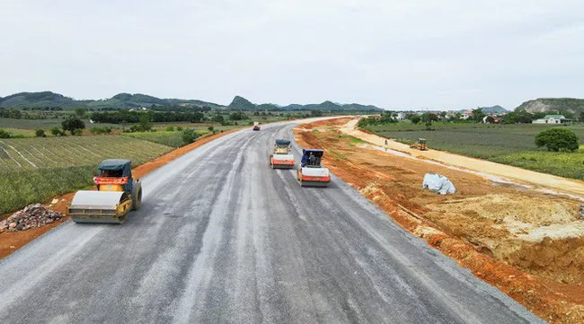 Ministry to kick off five major transport projects