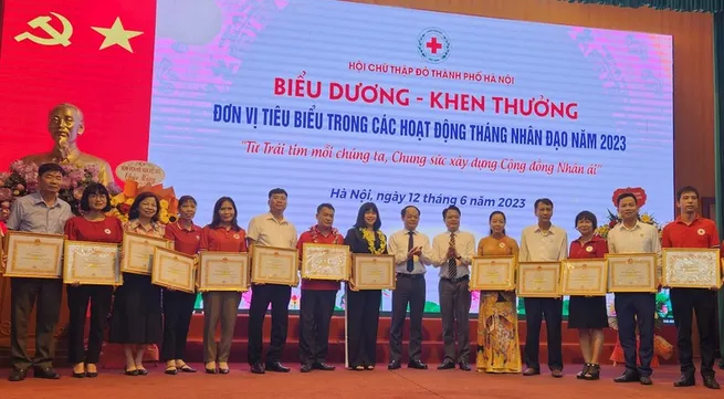 Hanoi honours 161 outstanding individuals in voluntary blood donation