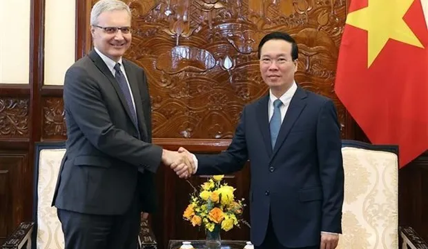 Outgoing French Ambassador bids farewell to Vietnamese President