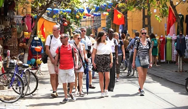 E-visa extension to 90 days expected to lure more foreign tourists to Vietnam