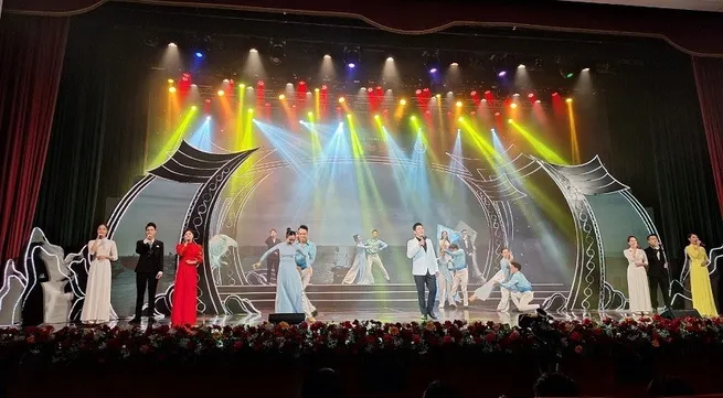 Arts programme pays tribute to heroes and martyrs