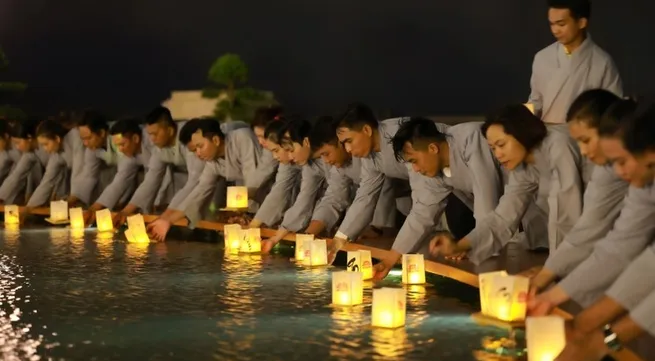 Thousands of Buddhist followers and visitors flock to Tay Ninh to celebrate Lord Buddha’s birthday