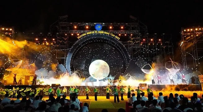 Nghe Tinh Vi - Giam Folk Song Festival 2023 opens