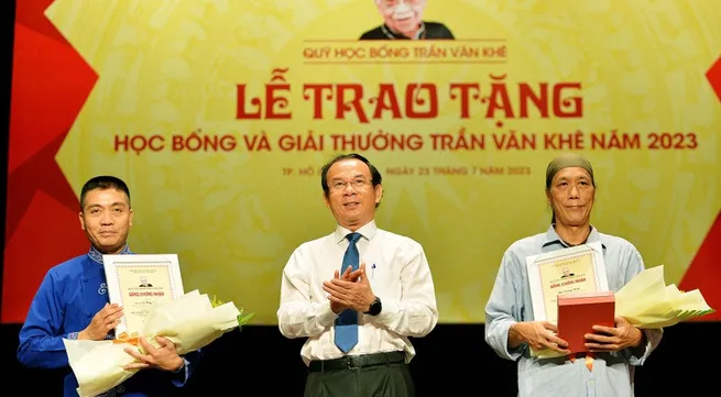 First Tran Van Khe Award ceremony held in Ho Chi Minh City