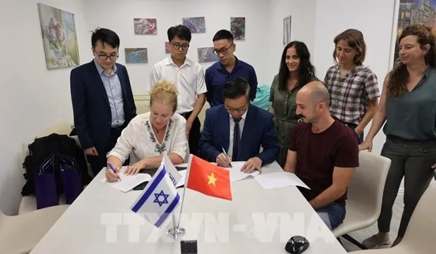 Vietnamese university, Israel's largest hospital seal cooperation deal