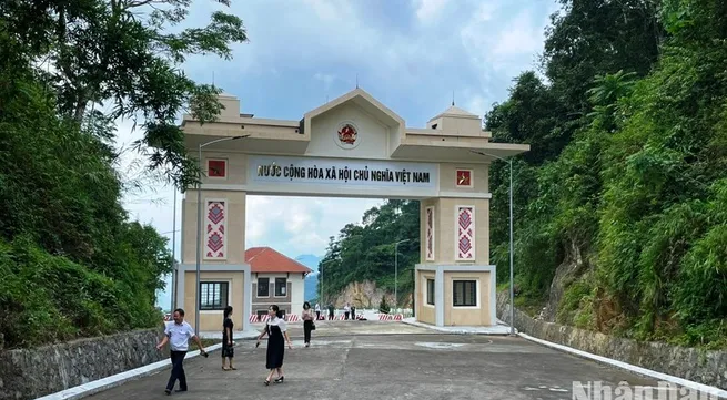 Lao Cai reopens Muong Khuong Border Gate