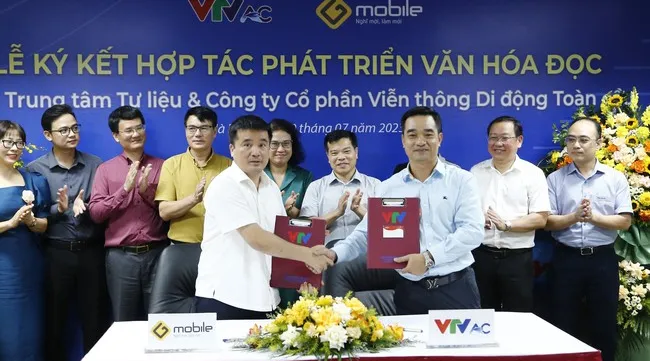 Launch of Vietnam Television Station's Online Bookcase