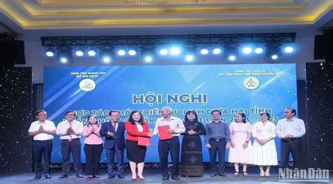 Khanh Hoa and Dak Lak cooperate in promoting tourism development