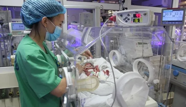 Vietnam sess great strides in saving extremely premature low weight infants