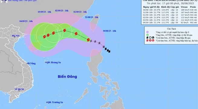 Typhoon Saola enters East Sea