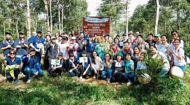 Airbus carries out tree planting initiative in Vietnam