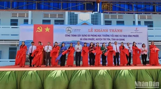 ​Vice President attends inauguration of classrooms in remote commune