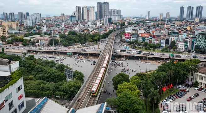 Eight elevated stations of Nhon-Hanoi Station metro line completed