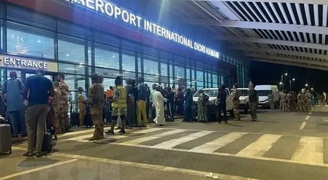 Vietnamese citizens in Niger remain safe, one requests evacuation