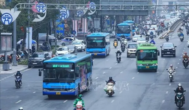 Hanoi aims to green up bus system ahead of schedule