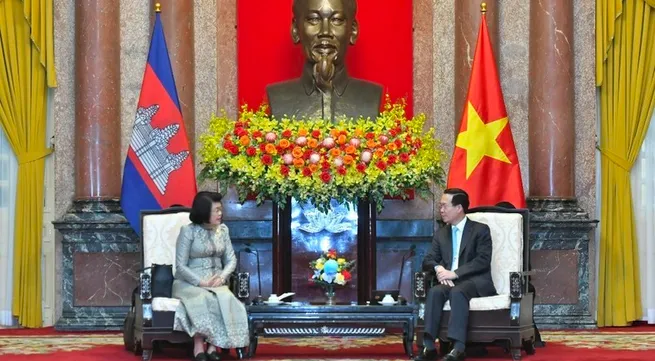 Vietnamese President receives Cambodian top legislator