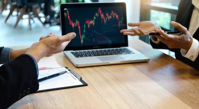 VN-Index extends gains on December 26, up 0.41%