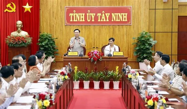 Top legislator pays working visit to Tay Ninh province