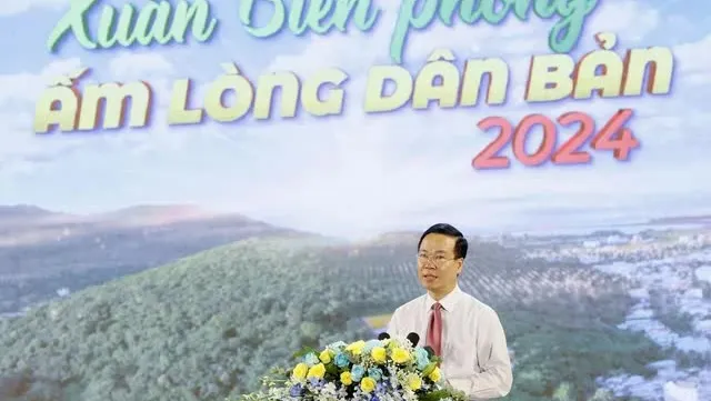 President attends Tet programme for people in Kien Giang Province