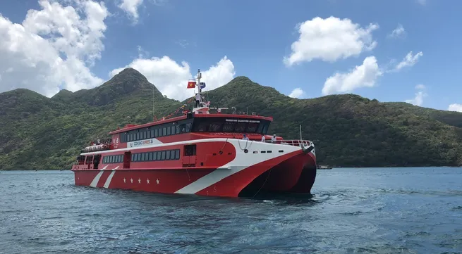 HCM City - Con Dao express boat service to be suspended