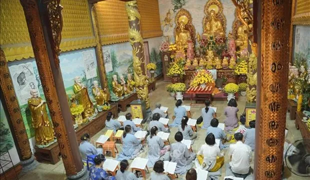 Vietnamese in Laos, Thailand celebrate First Full Moon Festival