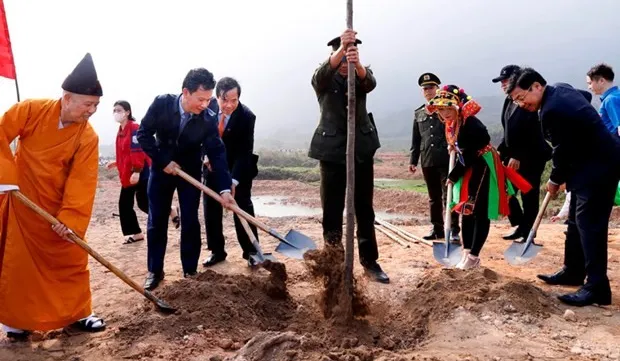 Tree planting campaign launched to grow Vietnam’s green, sustainable development