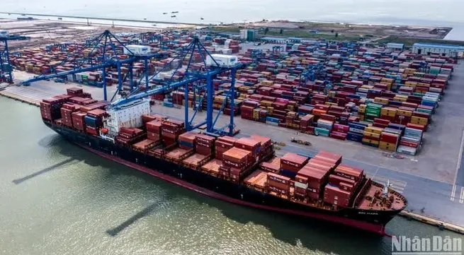 Vietnam enjoys trade surplus of 2.92 billion USD in first month of 2024