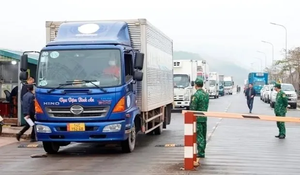 All northern border gates resume customs clearance after Tet
