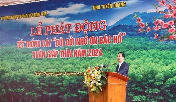 State President launches New Year tree planting festival in Tuyen Quang
