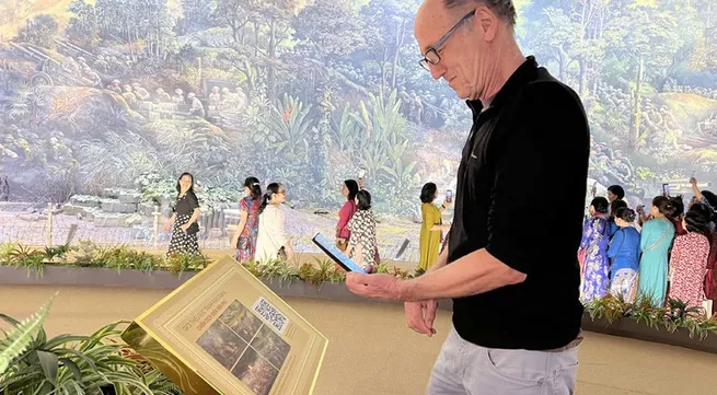 Panorama depicting historic Dien Bien Phu Victory introduced via QR code