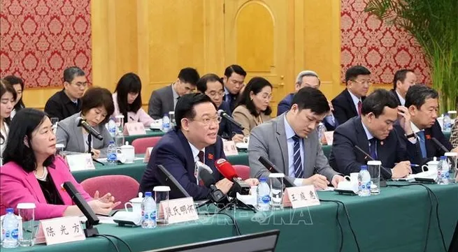 NA Chairman visits China's Shanghai Free Trade Zone