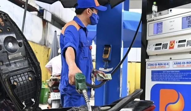 Petrol prices up more than 700 VND per litre​