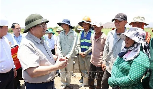 PM inspects drought combat in Ninh Thuan