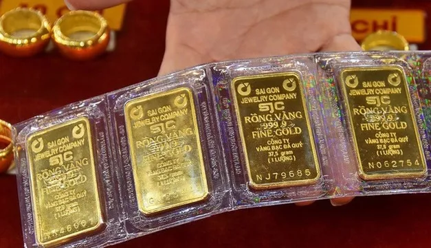 Gold rings and bars stable on the first day of this week