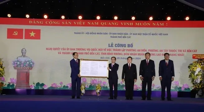 Binh Duong Province announces establishment of Ben Cat City