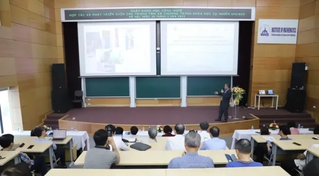 Strengthening cooperation between centres and UNESCO Natural Sciences Programmes